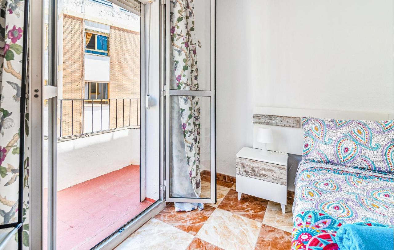 Beautiful Apartment In Cordoba With Kitchenette Buitenkant foto
